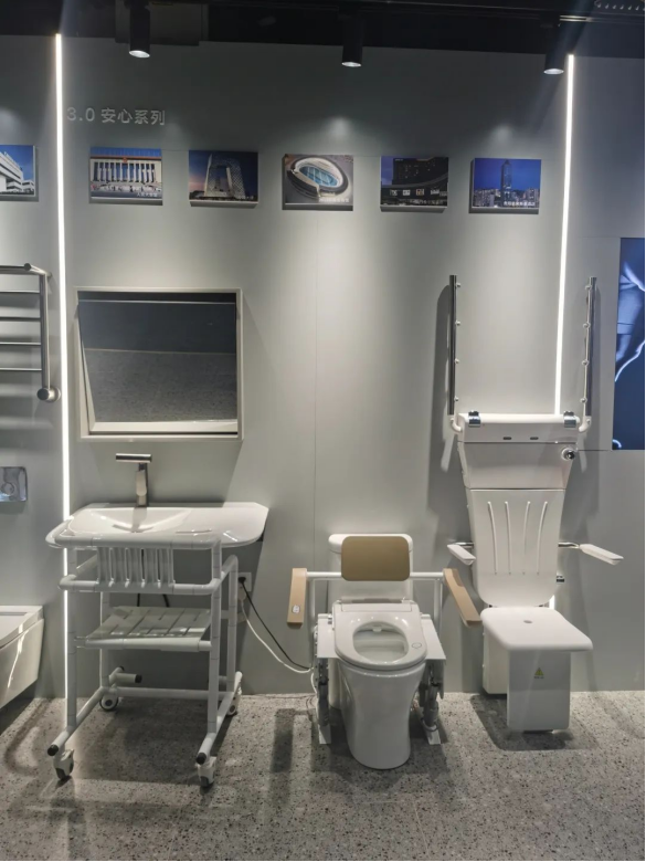 1727593283225439.png image.png